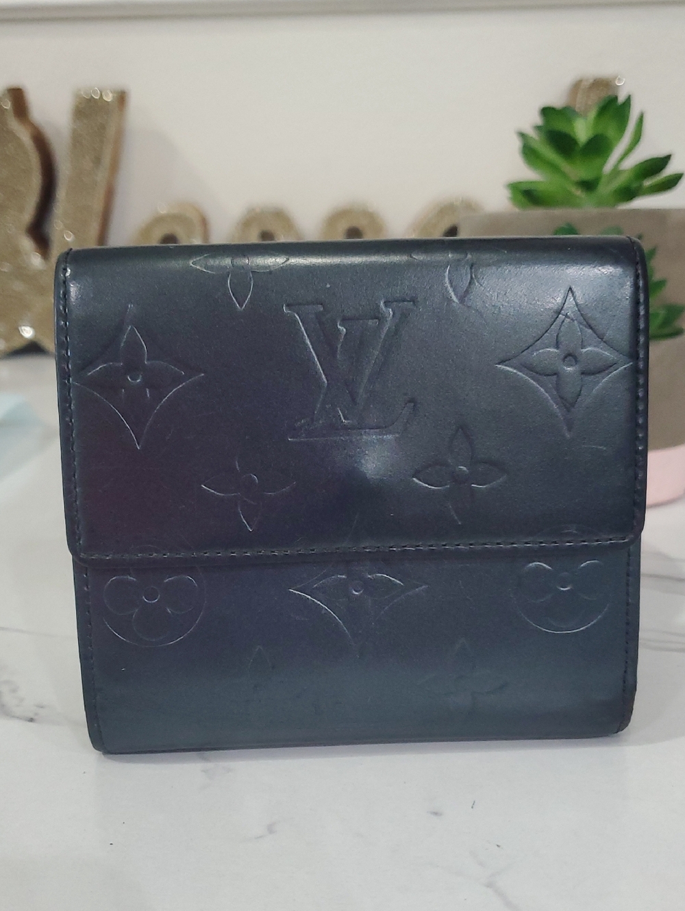 🇨🇵Louis Vuitton Charcoal Gray Matte Monogram Vernis Elise Trifold Wallet - Picture 4 of 16